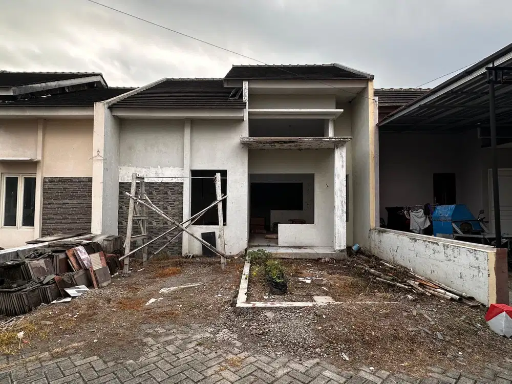 DIJUAL RUMAH LELANG PERUM PUTRI RESIDENCE 1 BLITAR