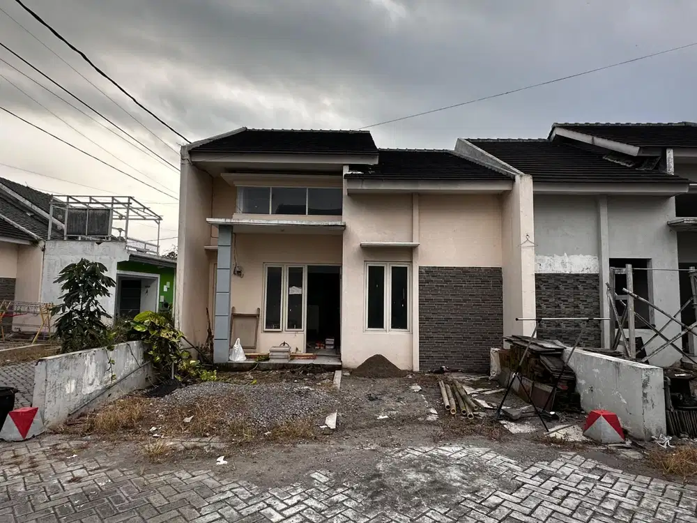 DIJUAL RUMAH LELANG PERUM PUTRI RESIDENCE 1 BLITAR
