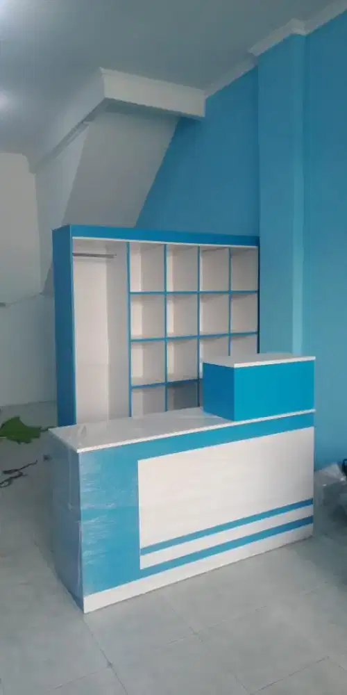 PAKETAN MEJA&RAK LOANDRY UNTUK USAHA ANDA