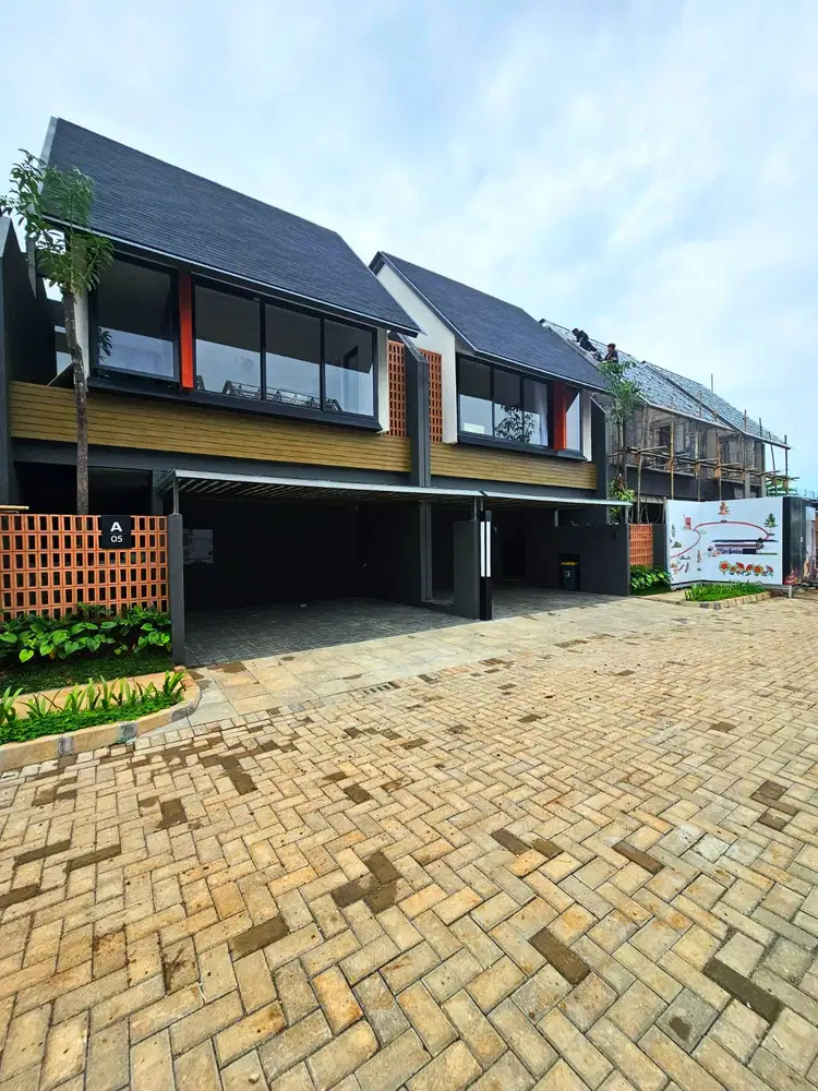 BEST LOCATION! Rumah Dijual Ciracas. Dkt LRT, UNIT BARU, Cluster Eksklusif