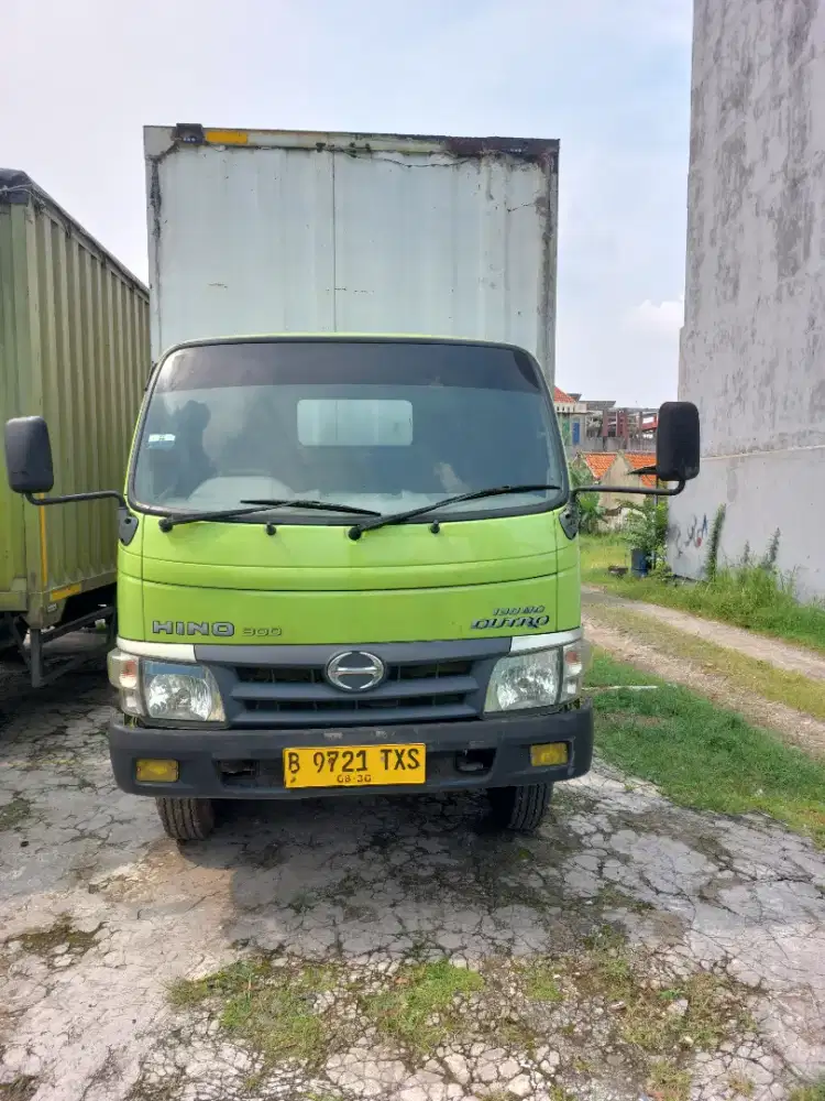 Hino dutro 130 MD Long bok  ori ada  3 unit