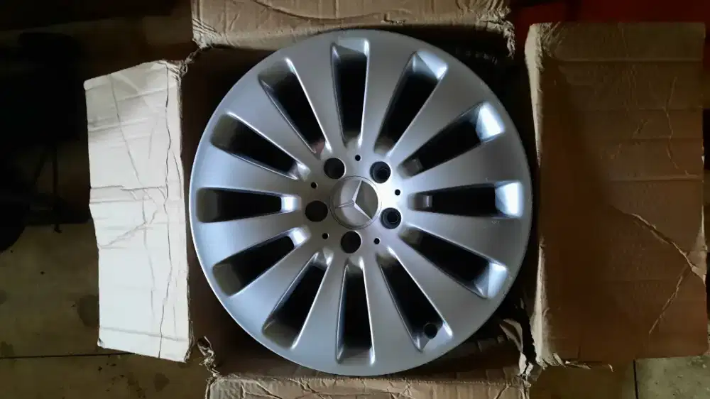 For Sale Velg MerC W204 Ring 17
