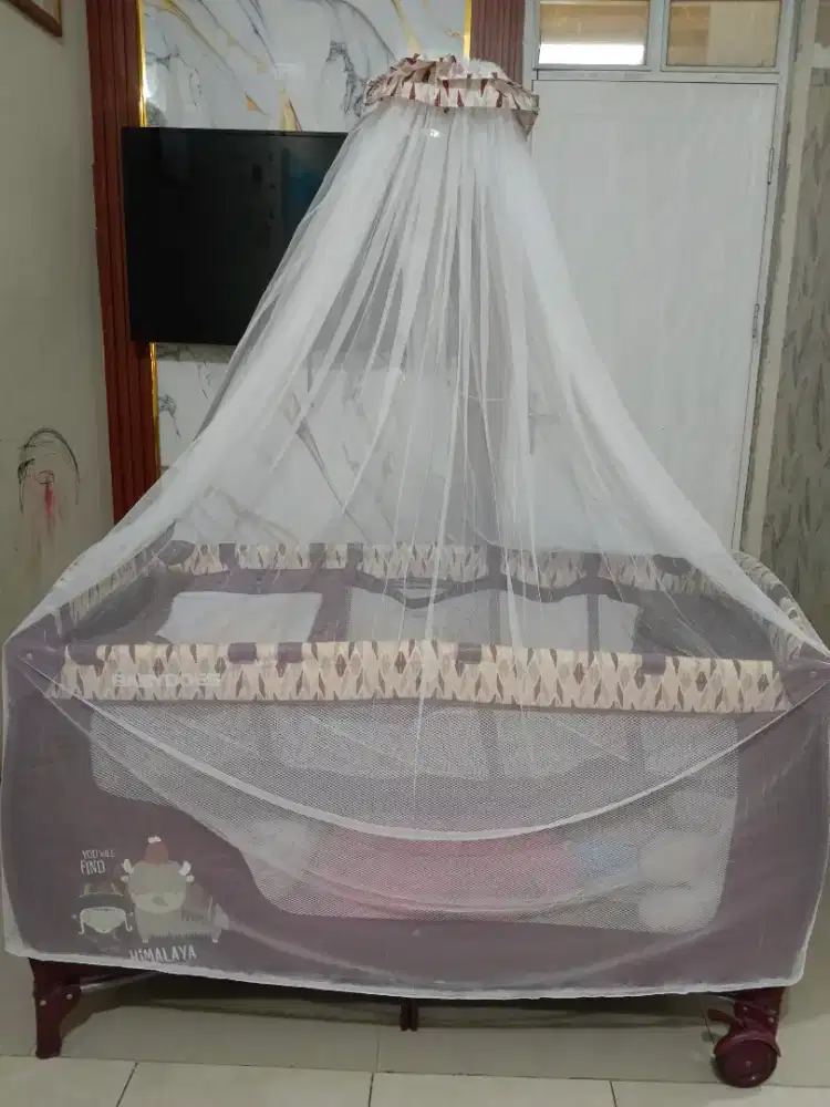 Baby box BABYDOES  99% masih mulus