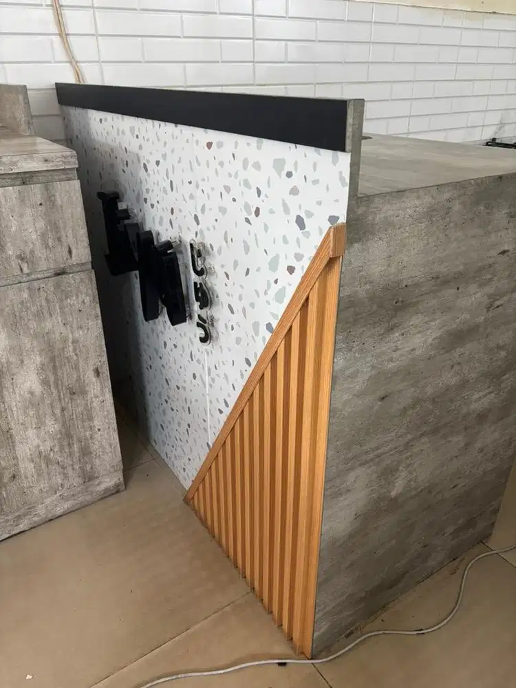 Meja Mesin Kopi Barista dengan lubang selang