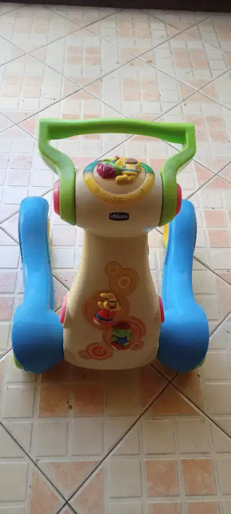 Baby Walker /Kereta Bantu Jalan Anak