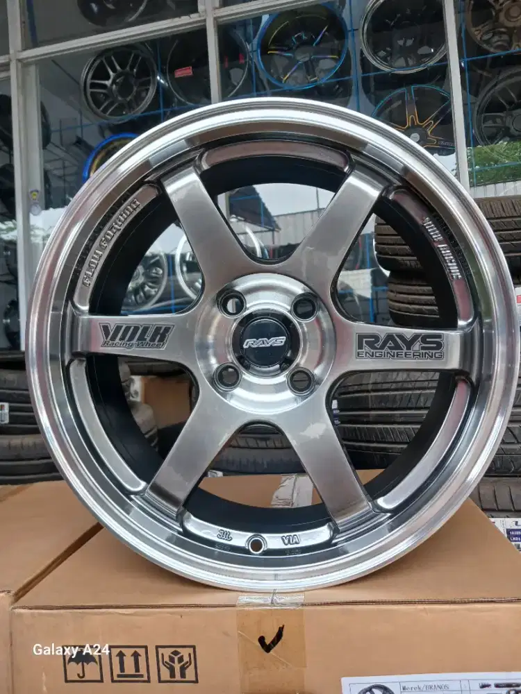 Rays te37 SL ring 16x7 pcd 4x100 ET 42 vios jazz