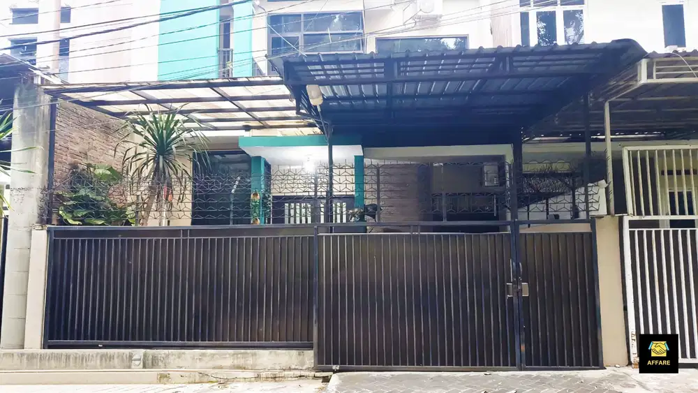 Rumah 2 Lantai di Sigura-gura Malang, View Lapangan, Dekat Kampus UB