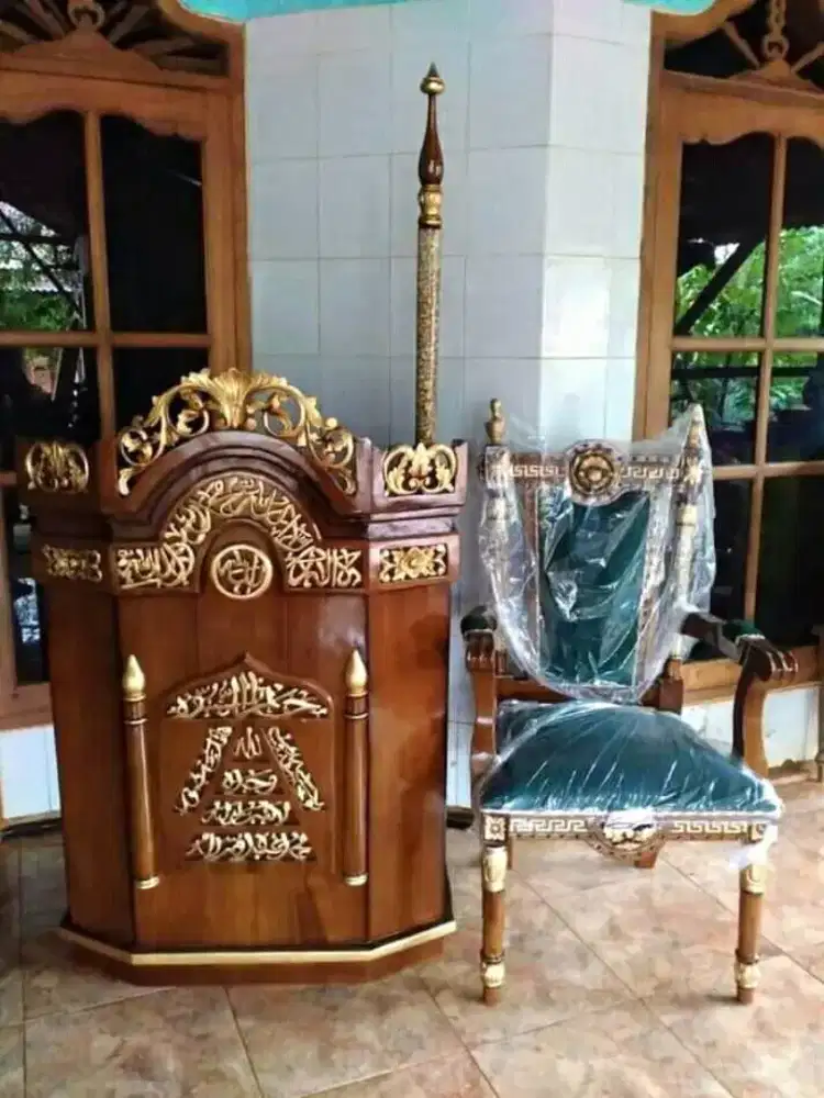 Mimbar podium pidato masjid bahan kayu jati pengiriman dari jepara