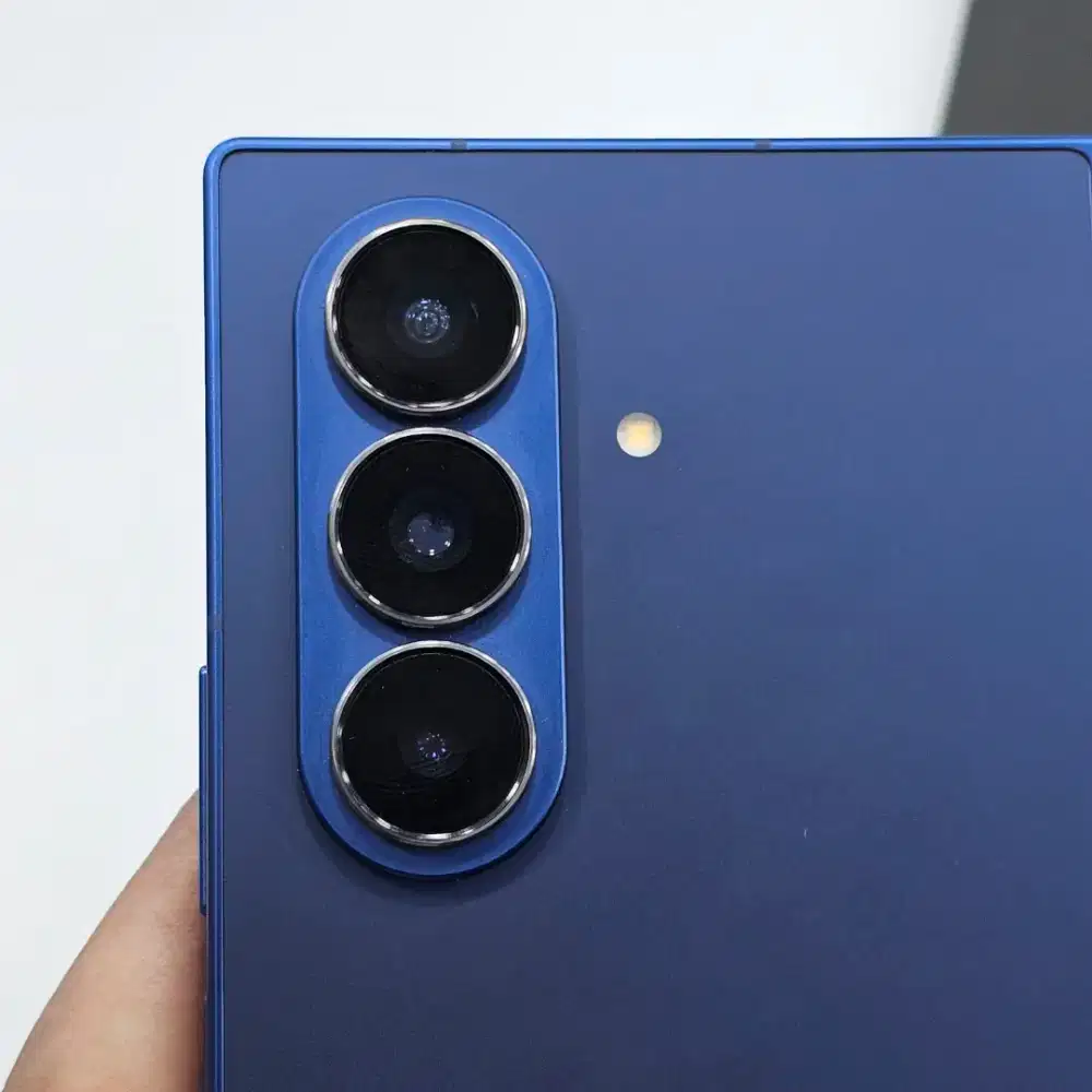 (BNIB) SAMSUNG GALAXY Z FOLD7 12/256 Gambar hanya contoh warna