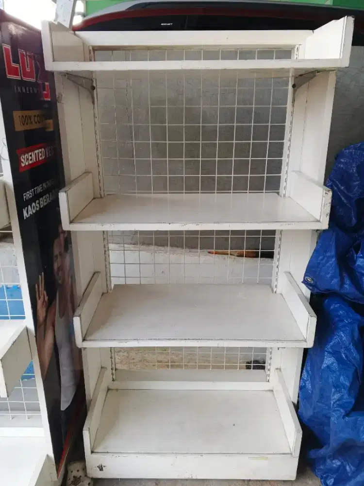 Rak Jualan Ukuran Kecil
