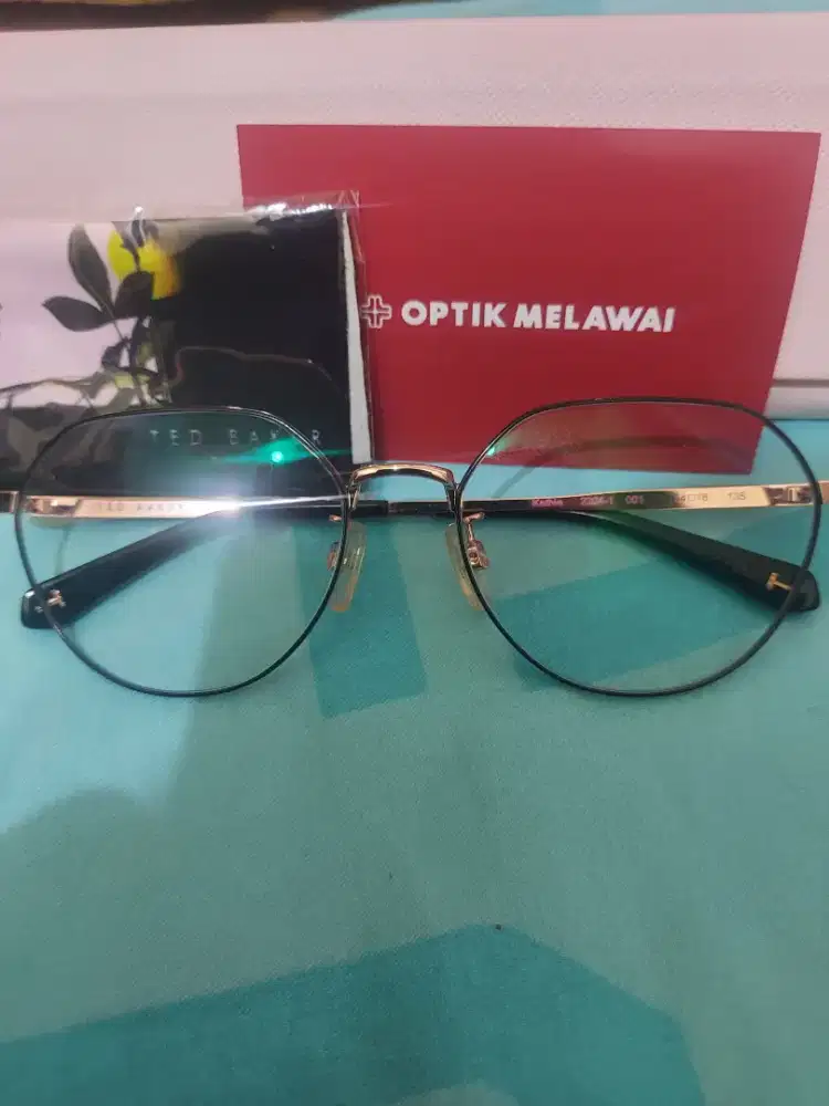 Ted Baker F TR 2304 Original