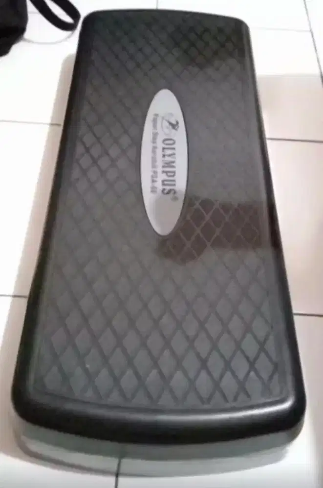 Papan Step Aerobic Merek Olympus