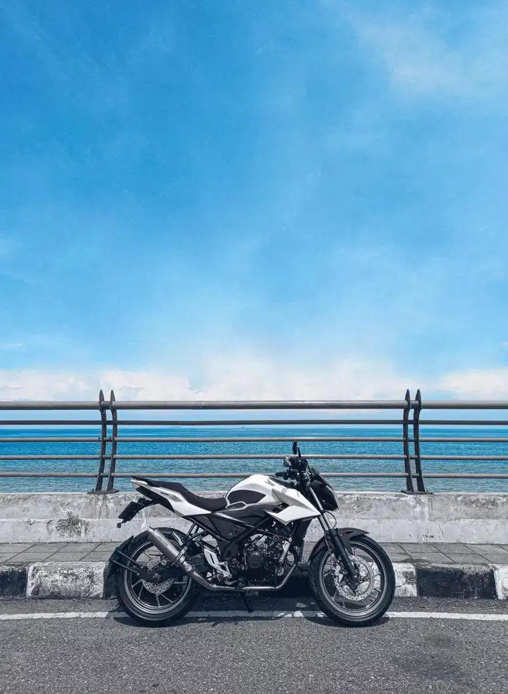 Honda CB 150 R Street Fighter Putih 2017