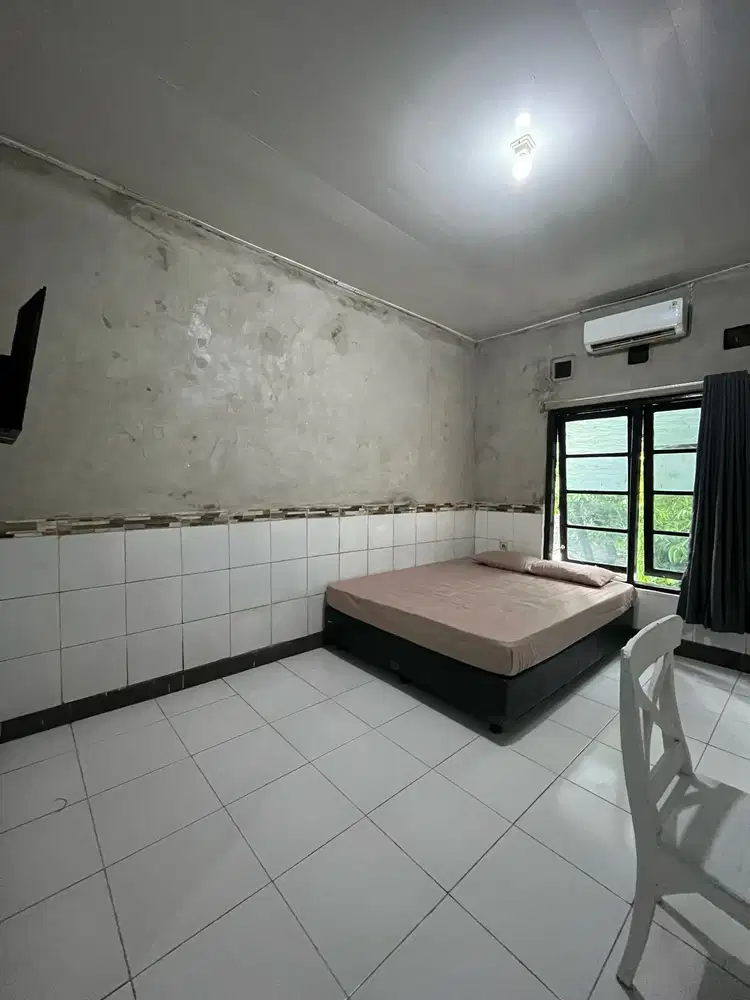 KOS BEBAS EKSKLUSIVE DEKAT UMS-HOTEL ALANA