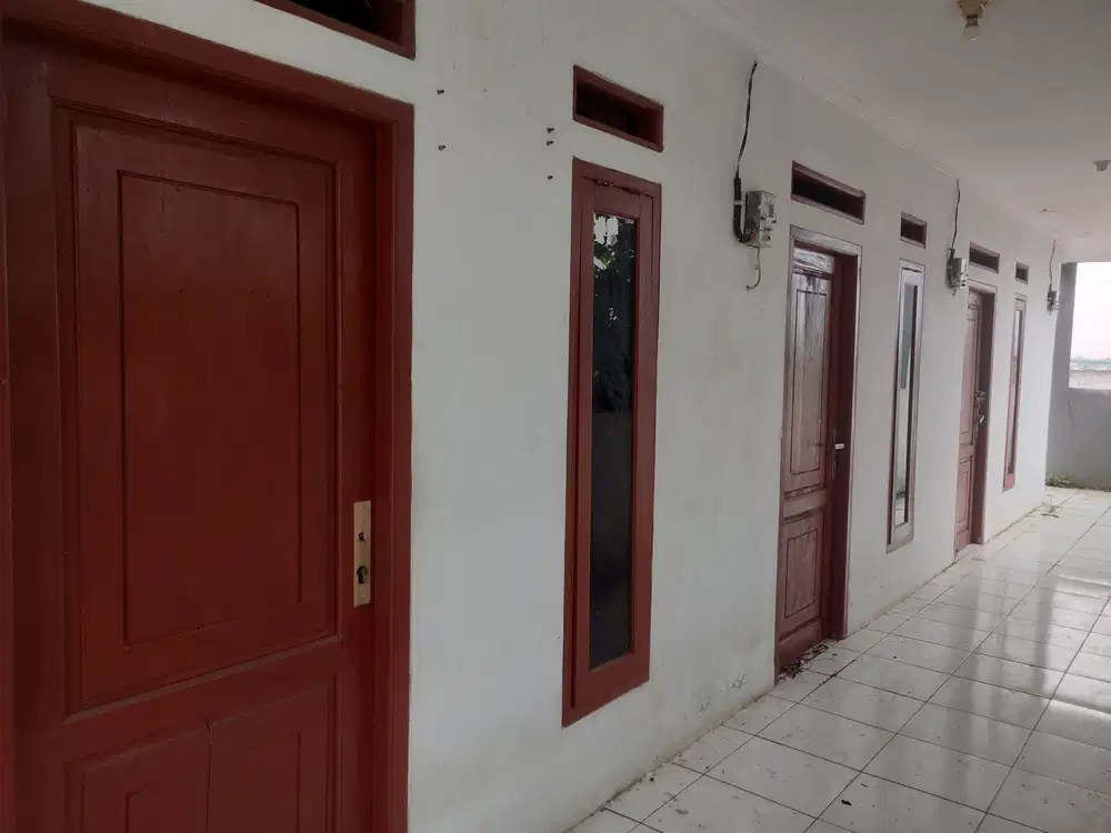 Jual kontrakan 8 pintu 2 lantai di kota tangerang