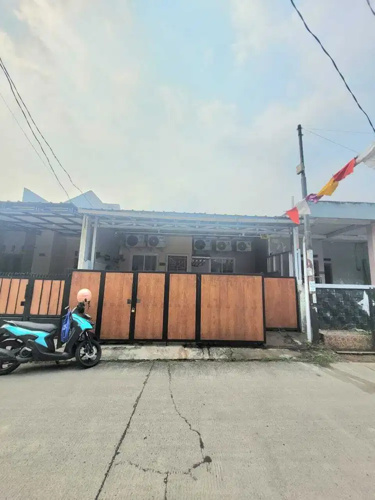 Dijual kos²an 5 kamar Citra raya Tangerang