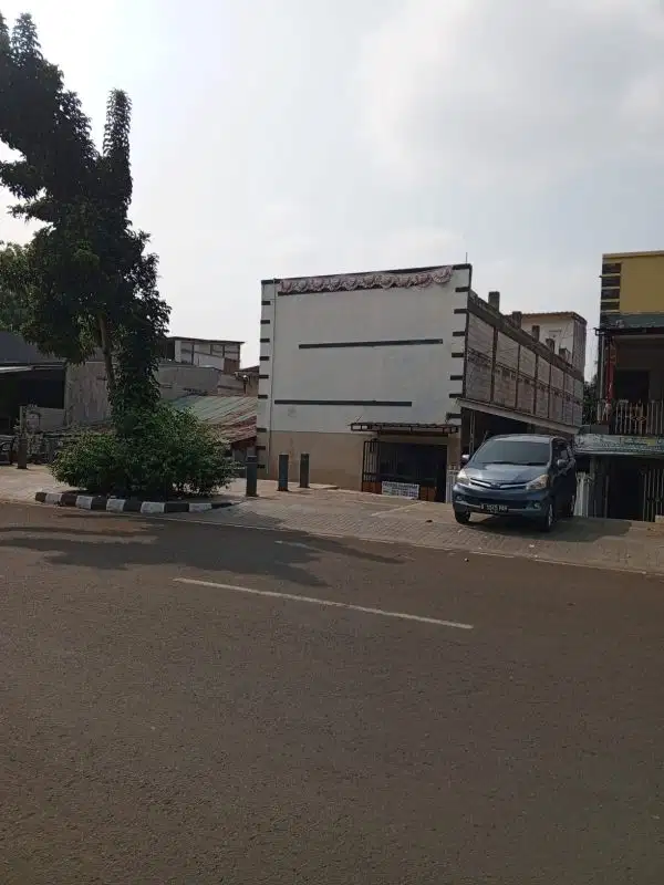 KAMAR KOS LARIS STRATEGIS DEKAT MABES CILANGKAP