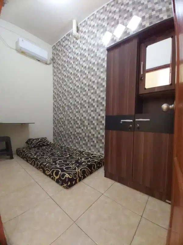 disewakan kost , lokasi strategis , kemayoran , jakarta pusat