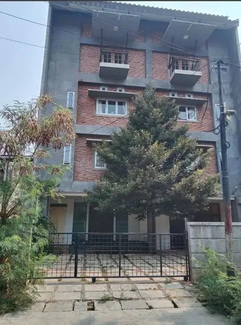 Dijual Cepat Rumah Kos Ekslusif  4.5 Lantai hunian 100% Di kebayoran