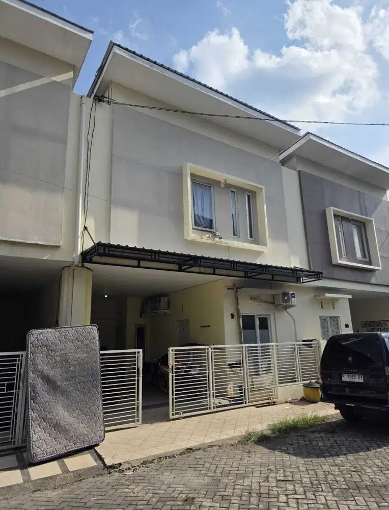 RUMAH KOS SUHAT DEKAT KAMPUS UB 10 KAMAR