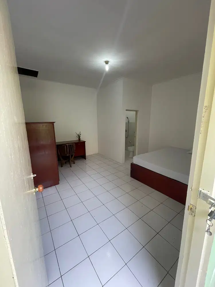 Kost yang nyaman dan bebas banjir bagi karyawan