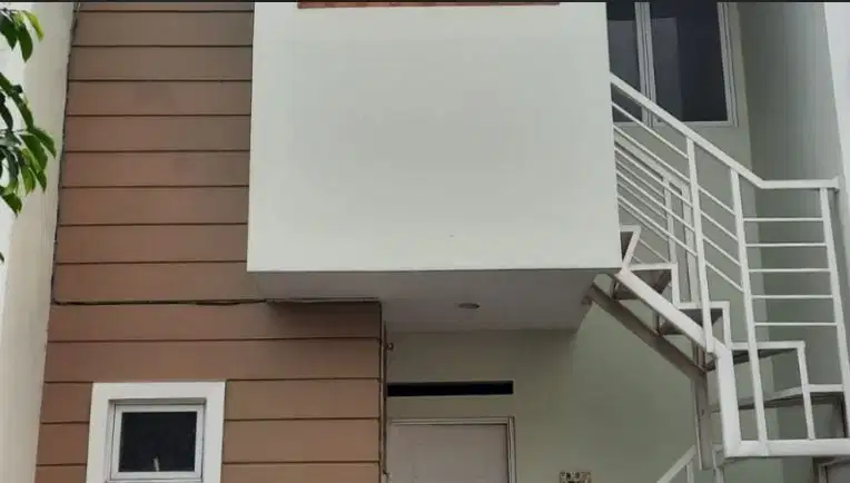 Dijual Kosan Palm Townhouse Jababeka 3 kamar tidur