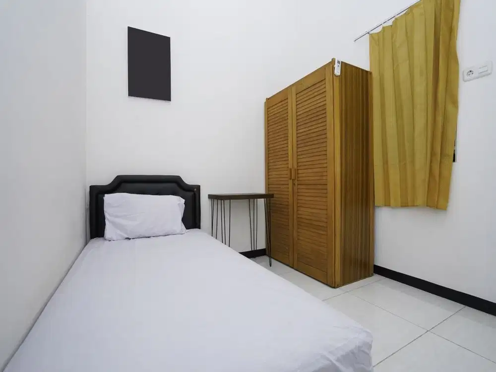 Kost Putri Gubeng – Putri Single