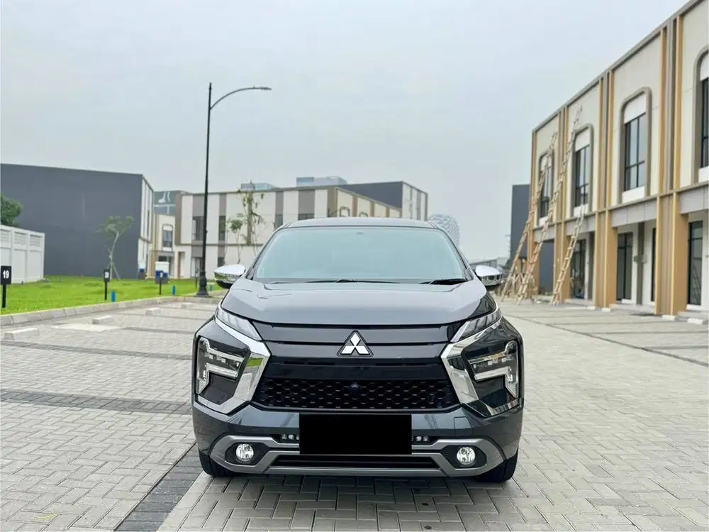 (KM 19 RIBU) Mitsubishi NEW XPANDER Ultimate A/T Abu - abu 2024