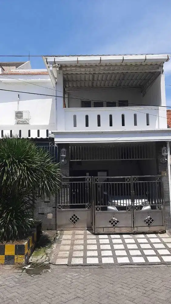 Dijual rumah 2 lantai daerah Sidotopo dekat Pasar Atum