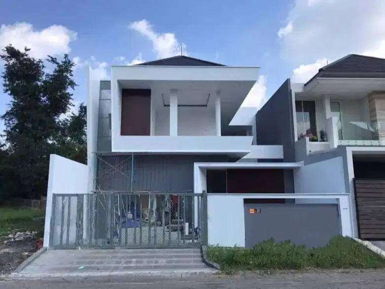 Dijual Rumah Baru Gress Imperial Golf Pakuwon Indah + Private Pool