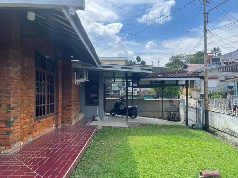 DIJUAL RUMAH CEPAT RUMAH JALAN AHMAD YANI KARANG JATI BALIKPAPAN TENGA