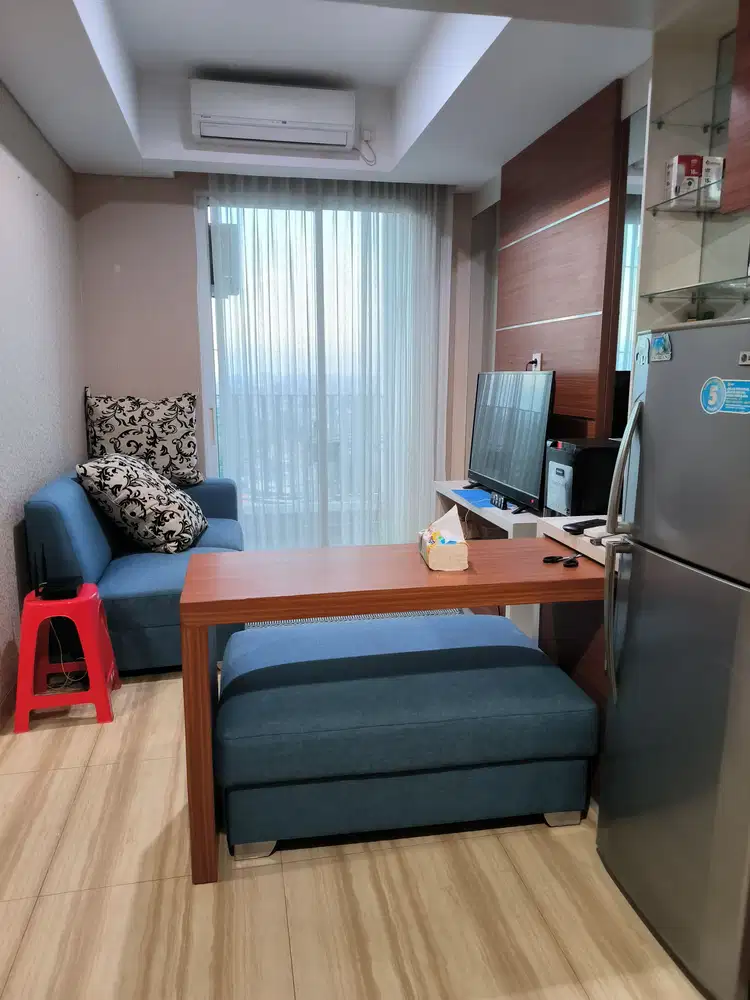 Dijual apartement 2 br di grand Sungkono lagoon mayjen furnish