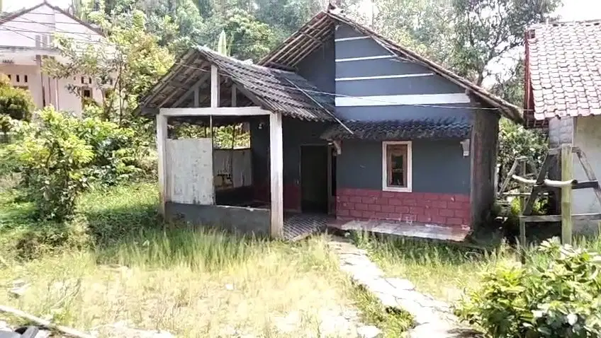 Jual tanah murah LT 1500m², ajb,  plus rumahnya,  nempel jalan desa