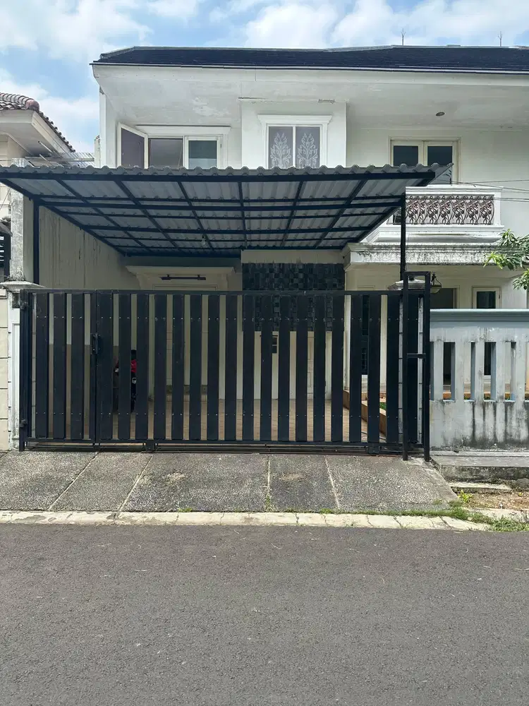 Rumah sewa kebayoran lama luas 300m2 Jakarta selatan