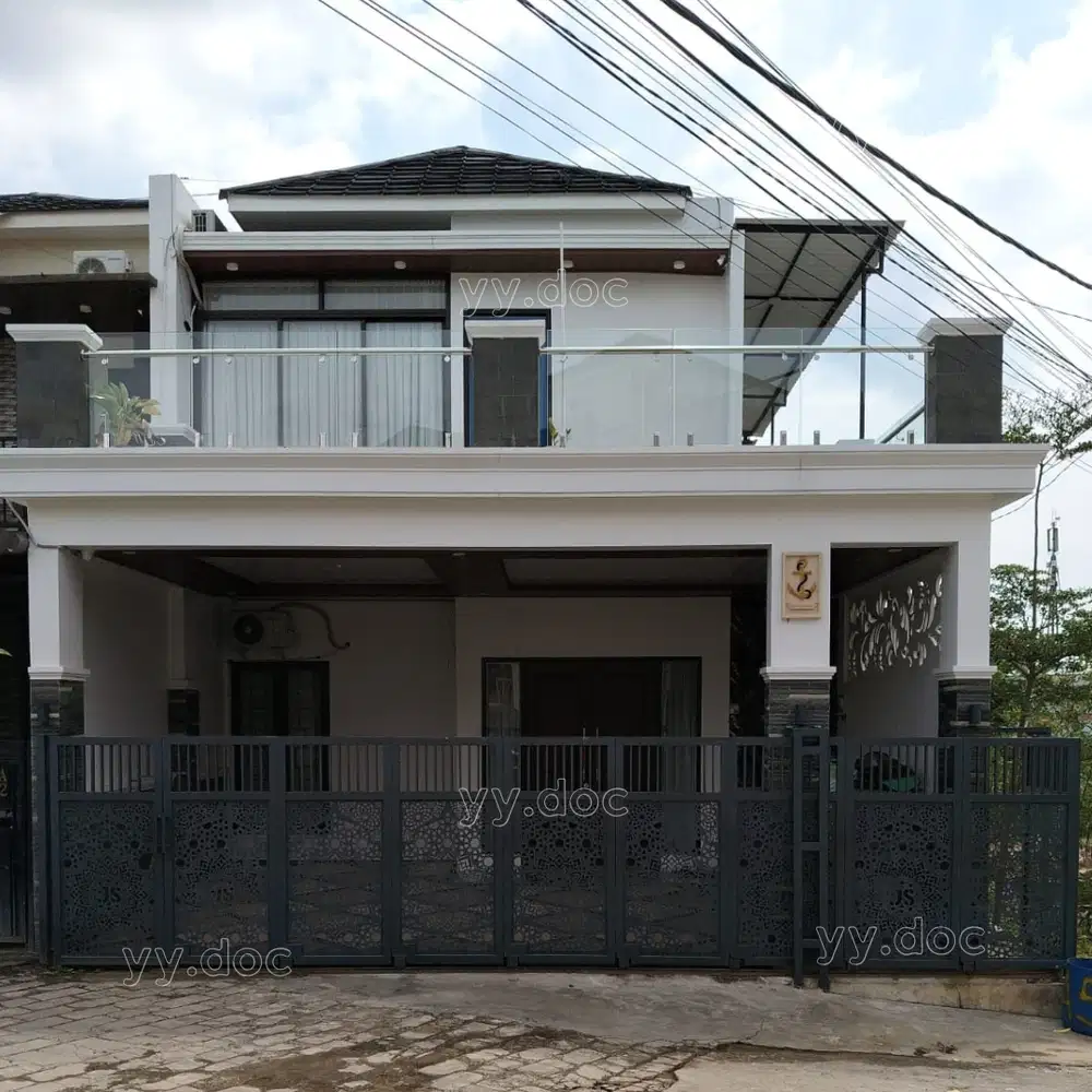 Hunian Mewah 2 Lantai Posisi Hook MT. Haryono Balikpapan