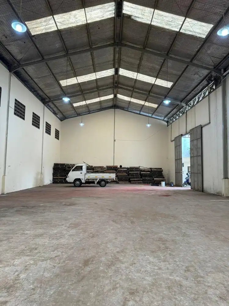 Sewa Gudang serpong Alam sutra