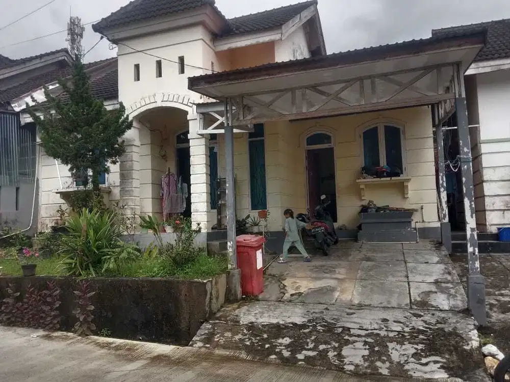 DIJUAL RUMAH DI VILLA DAMAI – BY