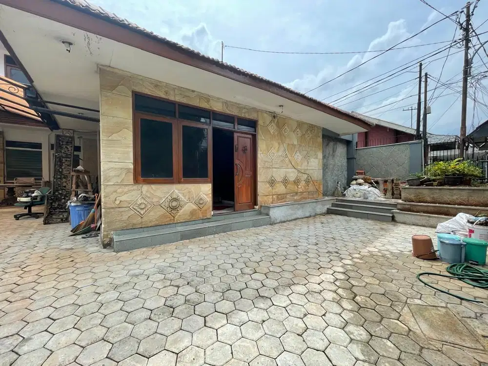 Disewakan rumah di Bendungan Hilir dekat Gatot Subroto