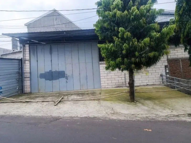 Gudang Ready Stock WR Supratman Semarang Barat Bisnis Pasti Rame