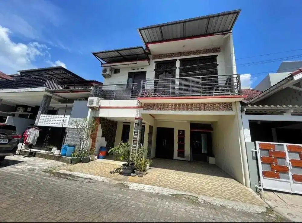 Rumah 2 lantai Tembalang Semarang, View Gunung Ungaran