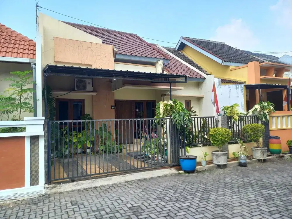 Rumah Minimalis Masih Kinclong Singa Kalicari Semarang