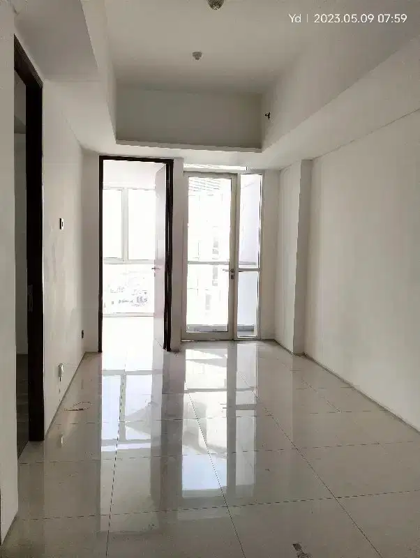 dijual murah 2BR apartemen Linden pusat kota lantai rendah