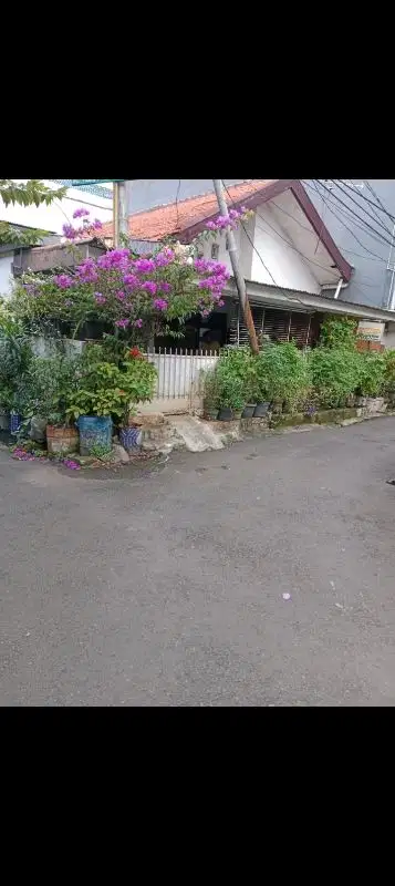 Rumah hitung tanah di Tebet Timur, dekat jalan lebar