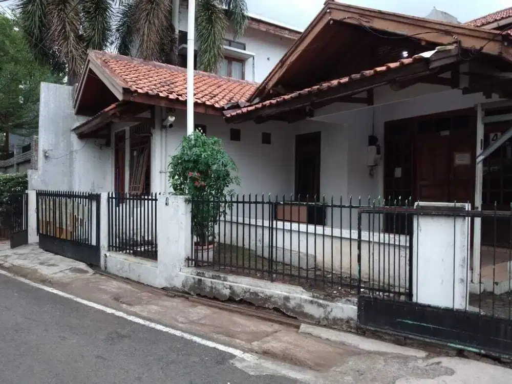 Rumah Second Layak Huni Strategis Dalam Komplek di Tanah Abang