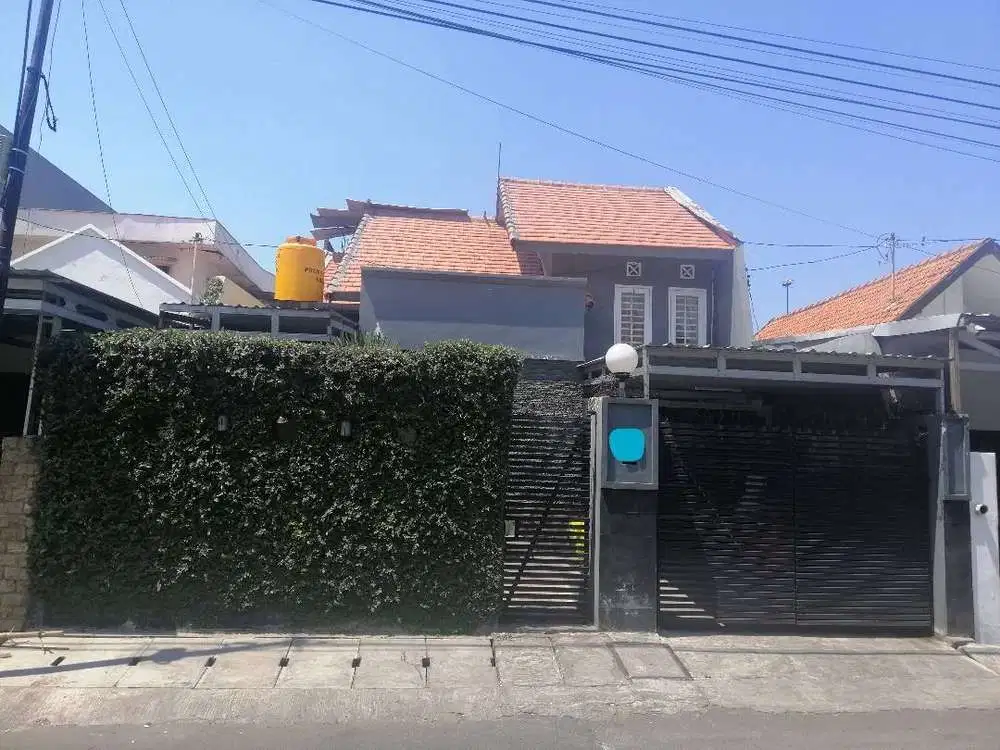 Rumah lokasi strategis di Ngagel Timur Surabaya