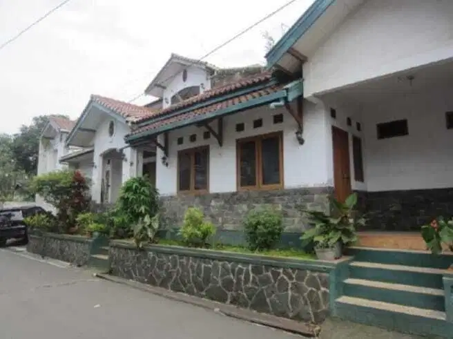 Jual Murah Rumah Tengah Kota SHM Area Turangga dkt Buah Batu