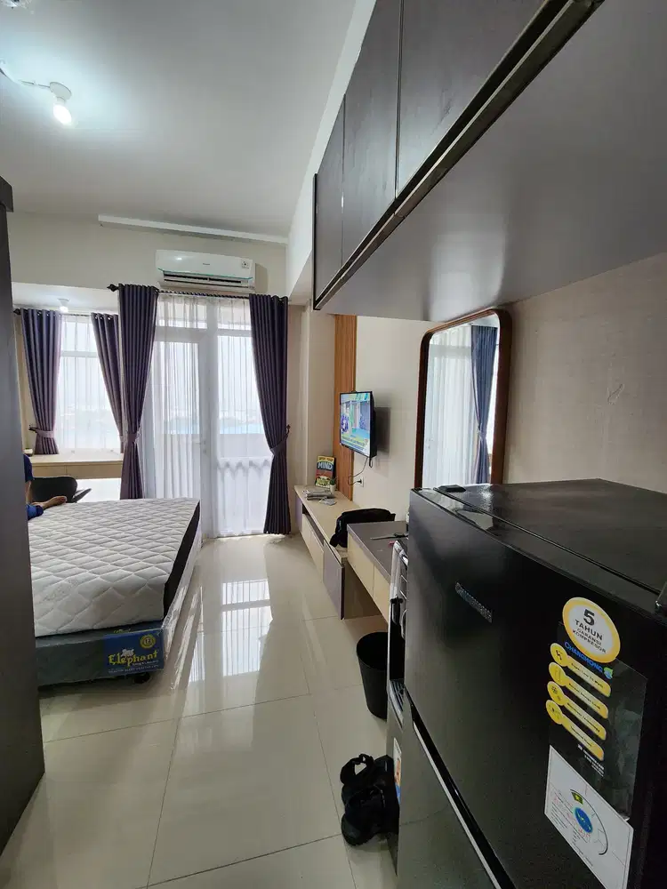 Disewakan Studio Apartemen Vasanta Innopark Furnish Baru Tahunan