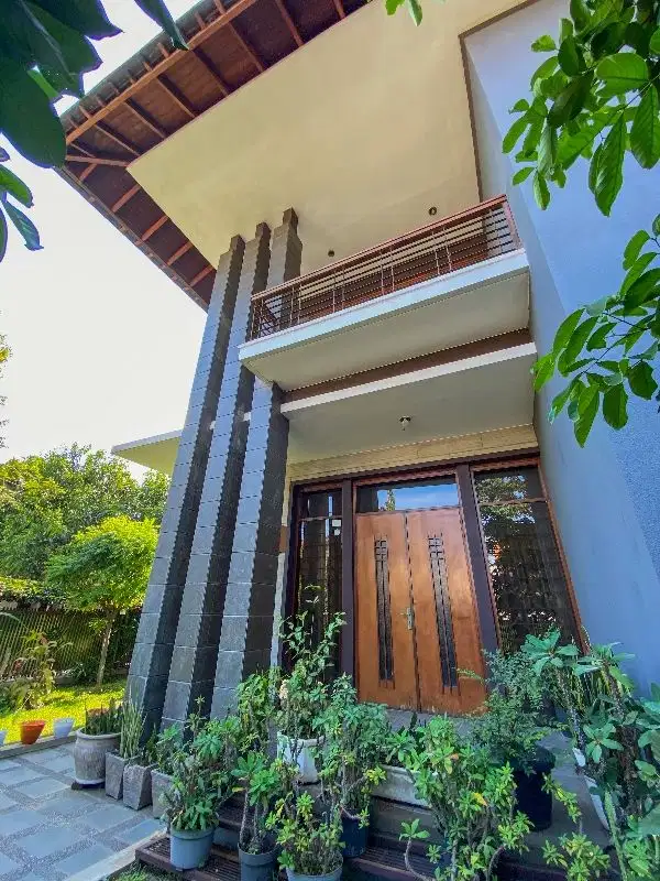 Harga Nego Rumah Mewah terawat di Turangga Bkr Buah batu