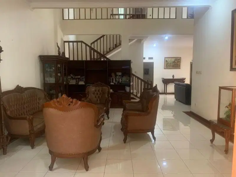 Turun Harga Rumah d jalan utama Sekelimus Buah batu dkt RS Mayapada