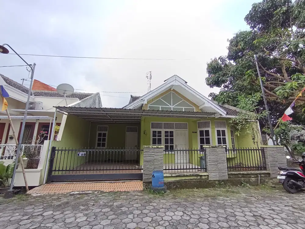 Di sewakan Rumah dlm perumahan candi gebang dkt swalayan pamela  cond